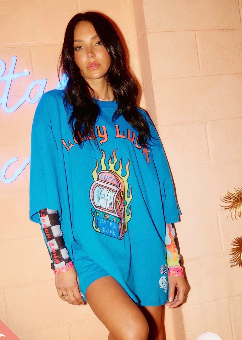 Sabbi The Very Oversized Lady Luck Tee - M